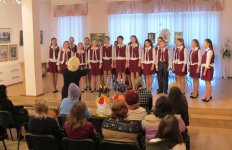 хор старших класів Кіровоградської музичної школи  №2 