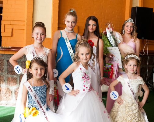 Кіровоград відзначив кращих у конкурсі «Міні міс та Юна міс»