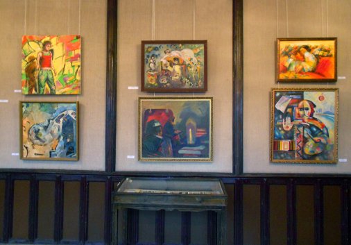Відкрилася виставка творів кіровоградських митців «Україна єдина!»