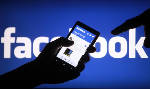 Понад 1 млн абонентів користуються Facebook за допомогою мобільного інтернету