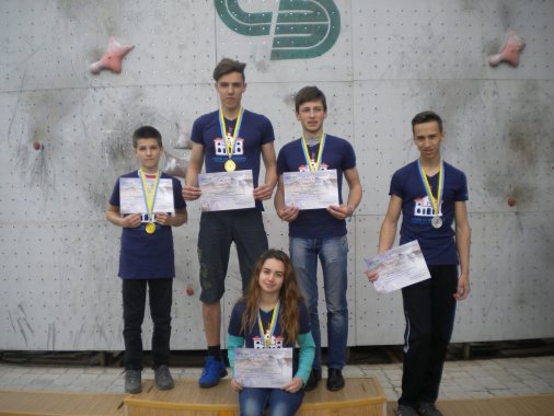П'ять медалей здобули юні кіровоградські скелелази