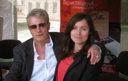 Письменник Олександр Жовна з Катериною Нікітченко на "Весняному Книговирі"