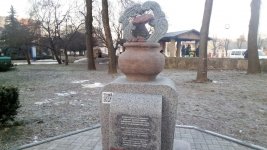 пам’ятник деруну у місті Коростень