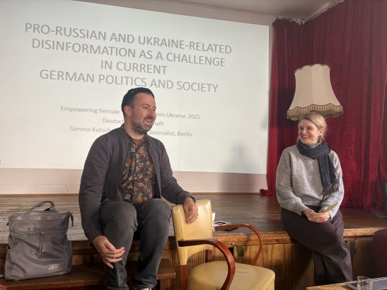 Себастіан Рьоснер, DG, і Таміна Кутшер