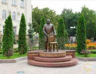 Памятник Александр Пашутину