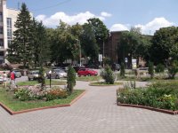 Сквер у Кіровограді - біля Краєзнавчого музею